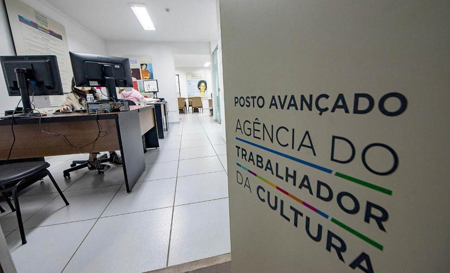 Agência do Trabalhador da Cultura tem vagas abertas para o Festival de Curitiba 2024